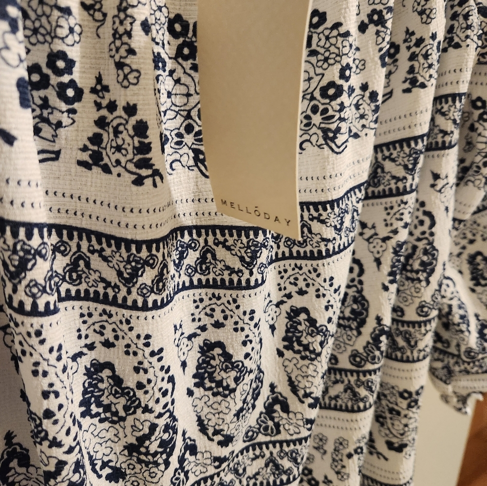 NWT Melloday women’s white and blue off shoulder half sleeve boho top - Picture 10 of 12